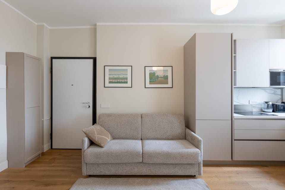 Kitchen or kitchenette, Living room, Seating area