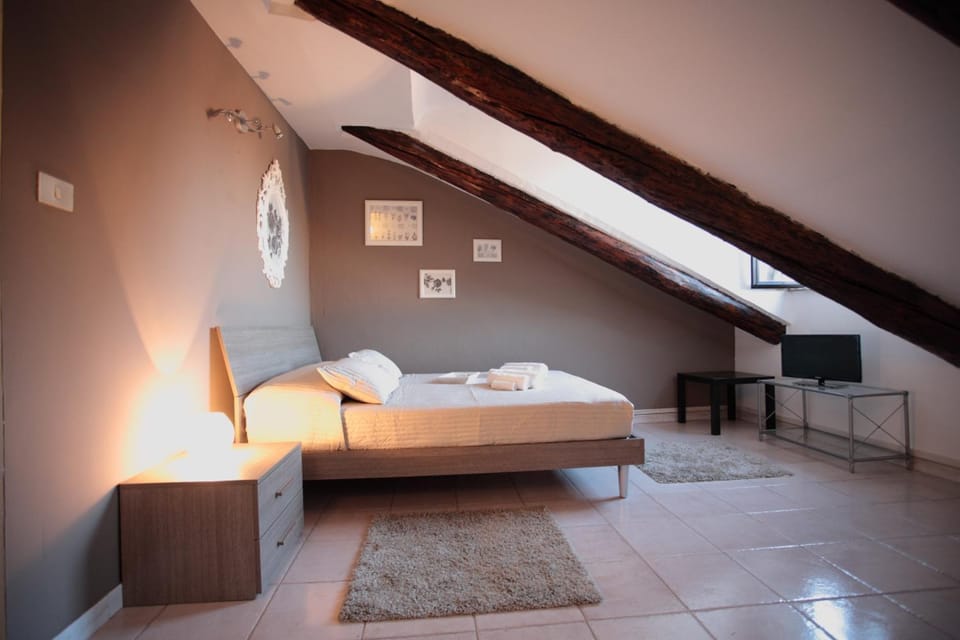 Bed, Living room, Bedroom