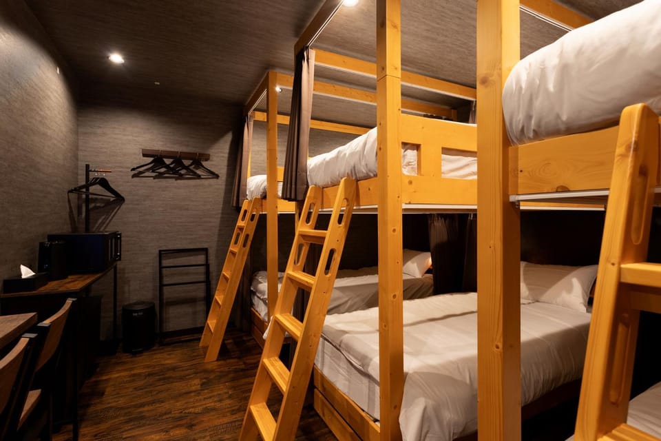 Bed, Photo of the whole room, Bedroom, bunk bed