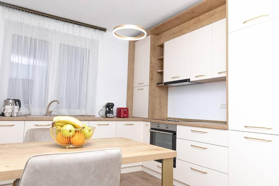 Enescu 3 City Center Flat Apartment in Timisoara