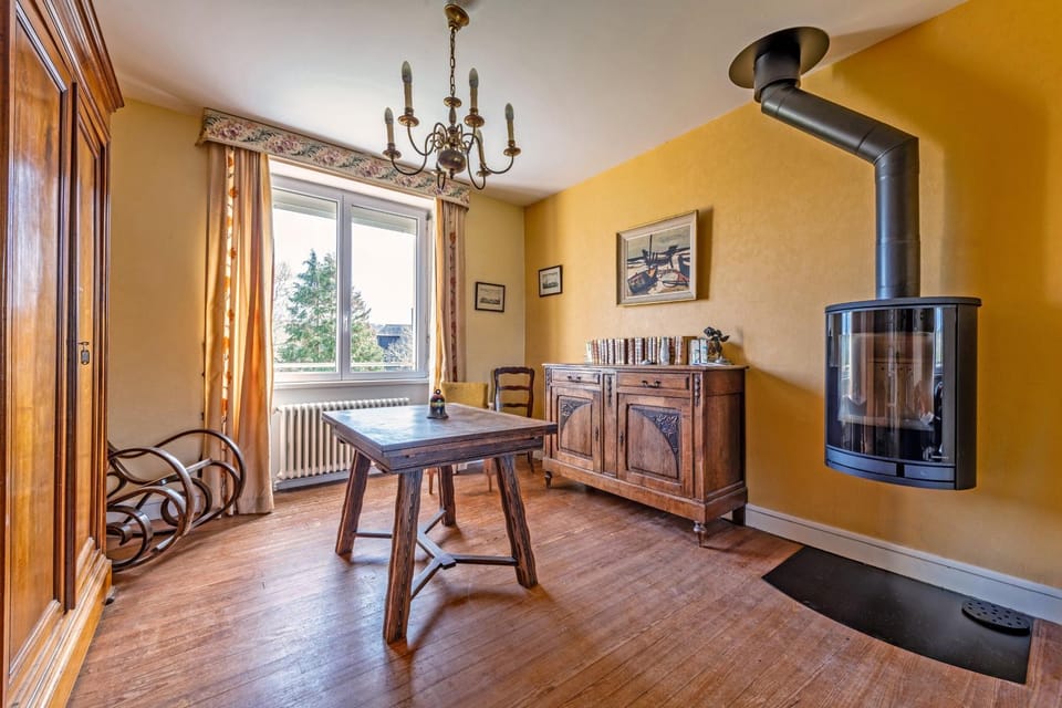 Property building, Living room