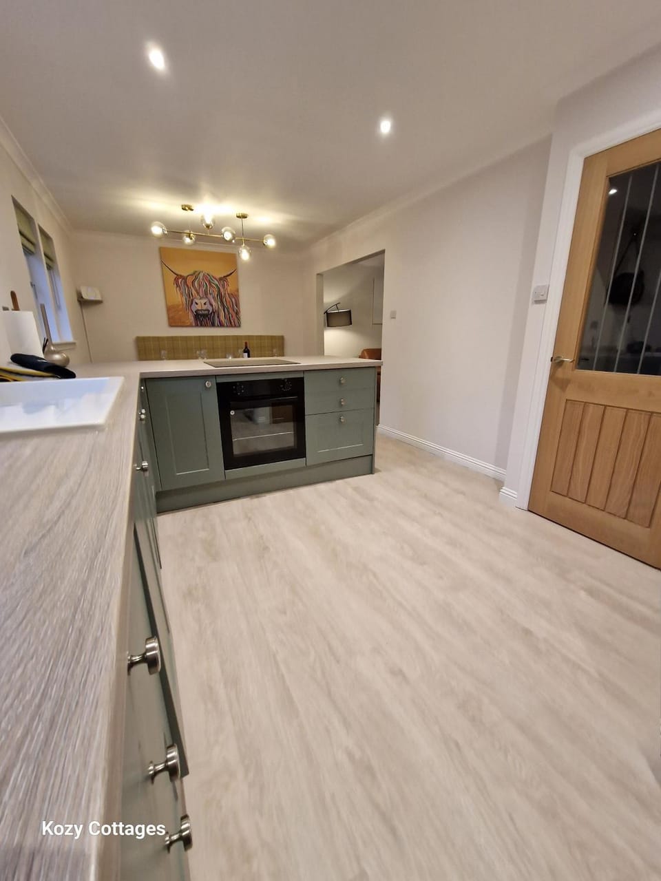 Kitchen or kitchenette, minibar, pet friendly, stove