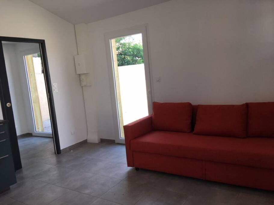 Maison rénovée au calme House in Gujan-Mestras