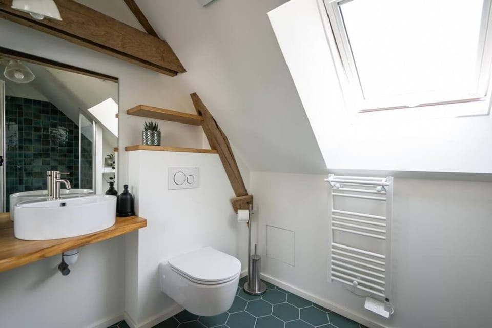 Luxury Suite 1h15 from Paris, Pool Villa in Île-de-France