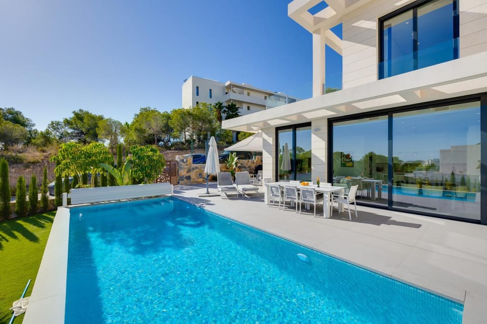 Villa de Lujo c/ Piscina Climatizada, las Colinas Villa in Vega Baja del Segura