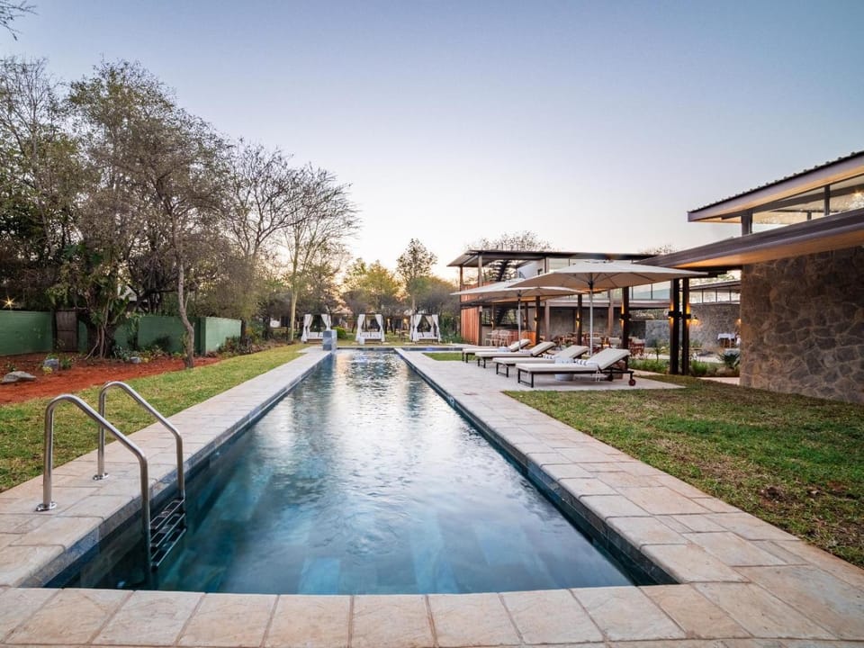 Swimming pool