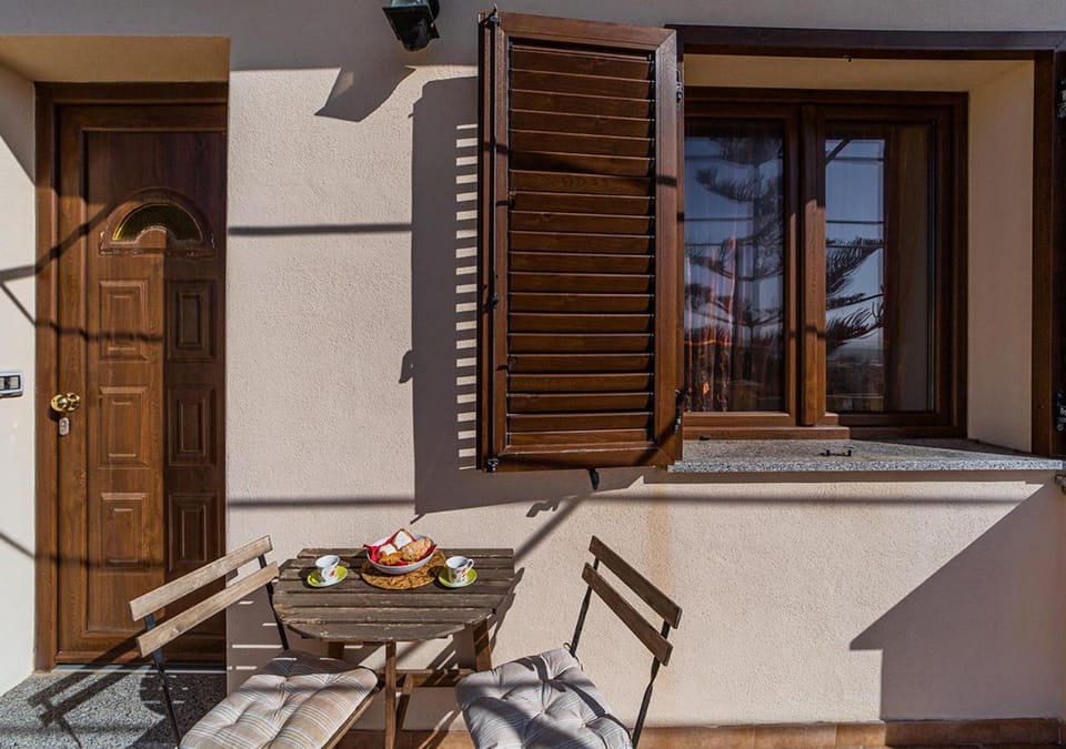 Patio, Balcony/Terrace