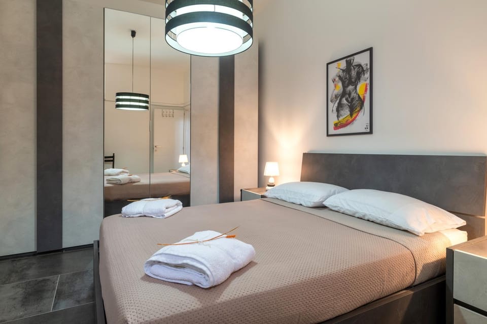 Living room, Bedroom