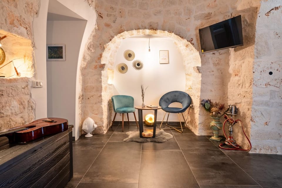 Property building, Living room