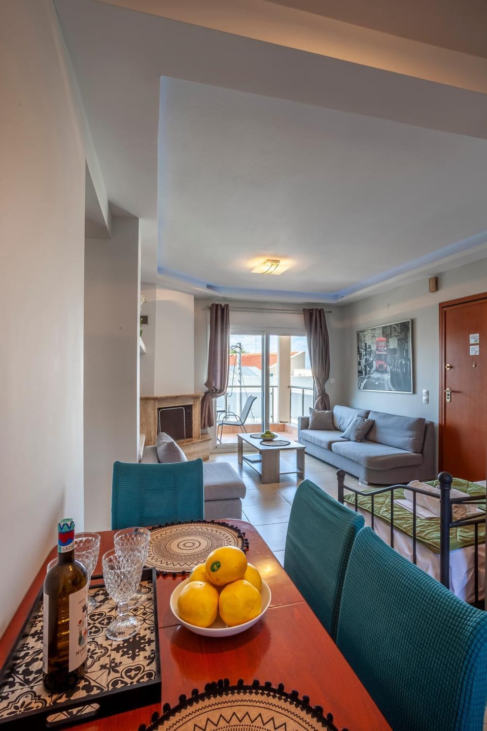 Living room, Seating area, Dining area