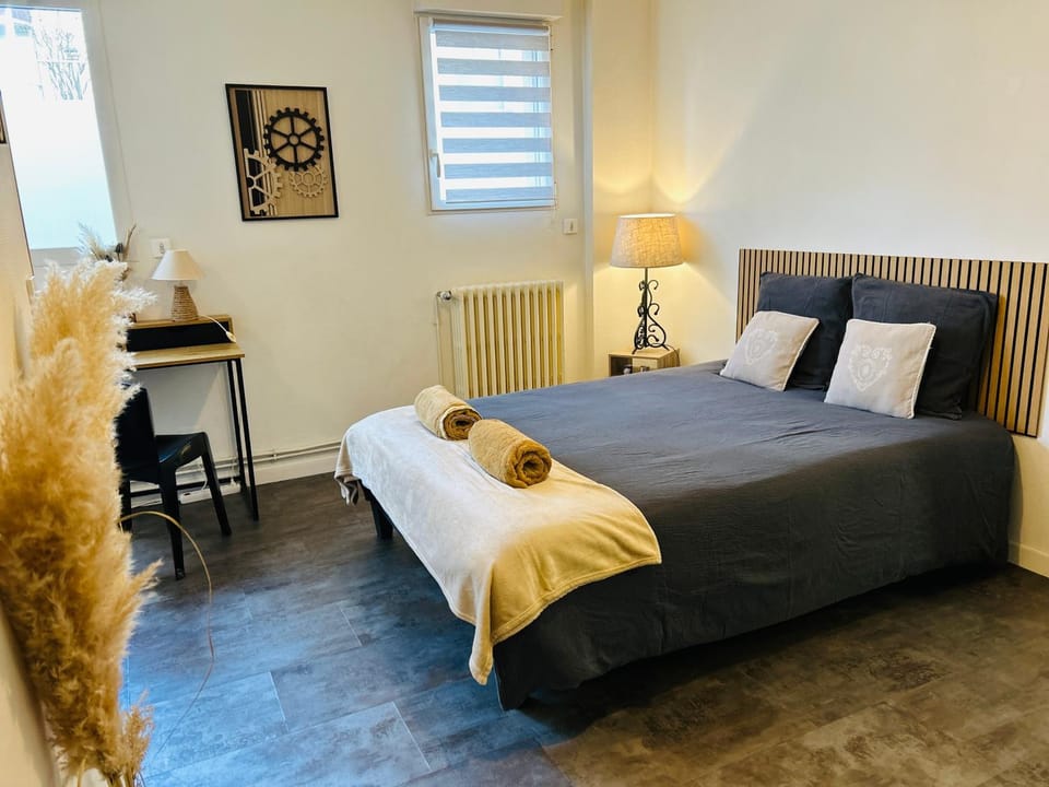 Le 2 - Grand studio Caen Centre Port de plaisance Apartment in Caen