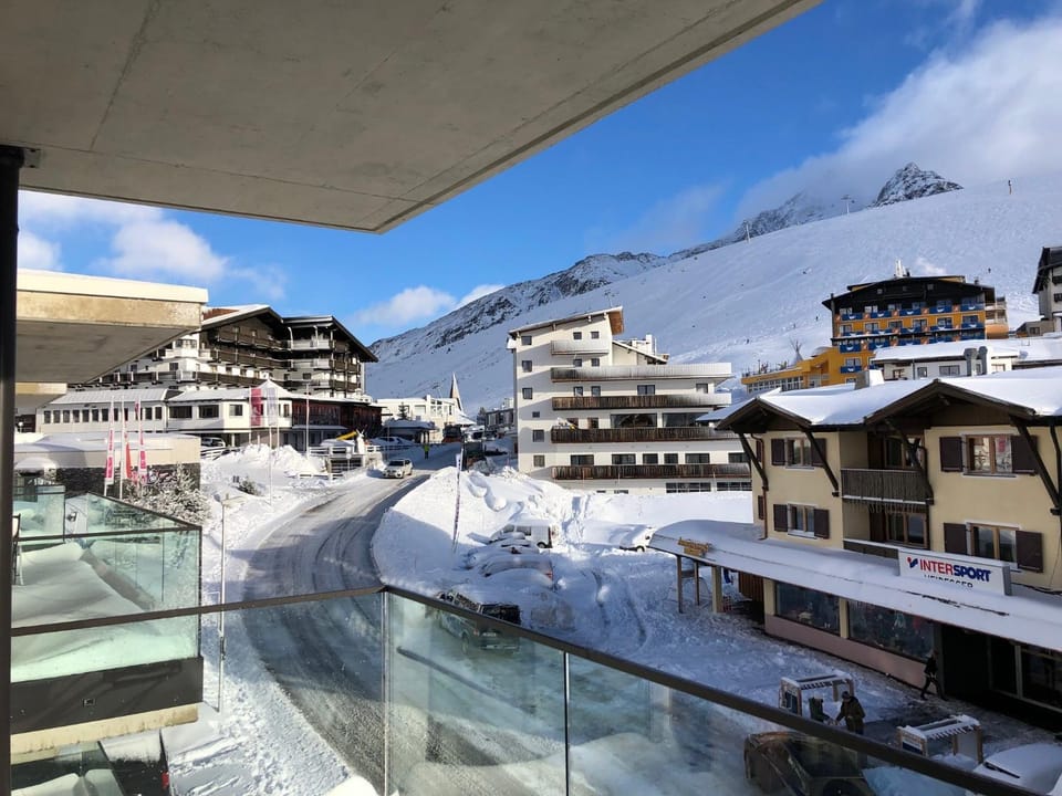 Day, Natural landscape, Winter, Mountain view