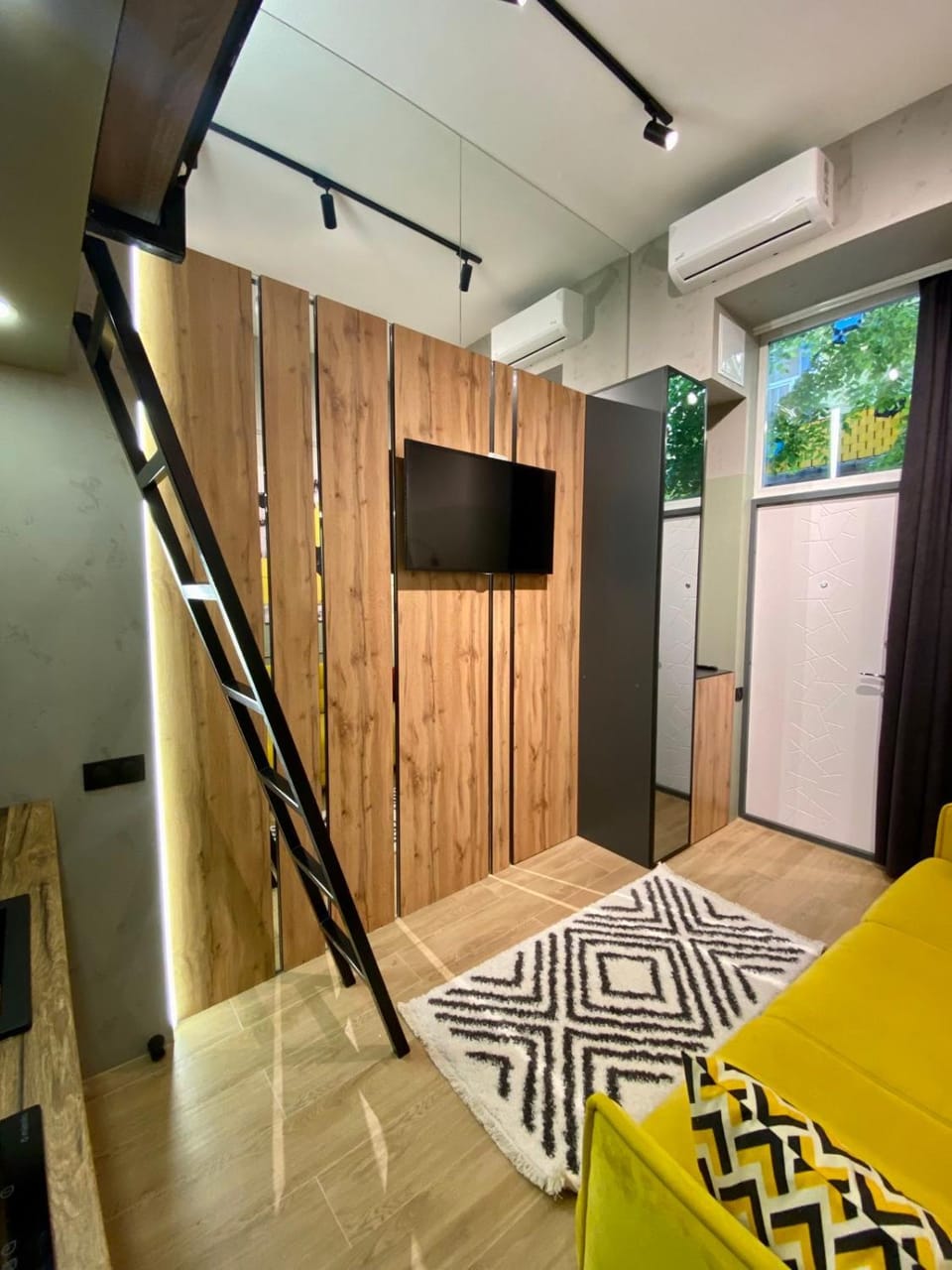 LEOGRAND Apartments on Dashka 12 Apartment in Lviv