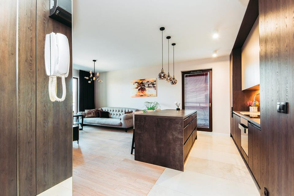 High Standard close to the Center/Free Parking. Apartment in Warsaw