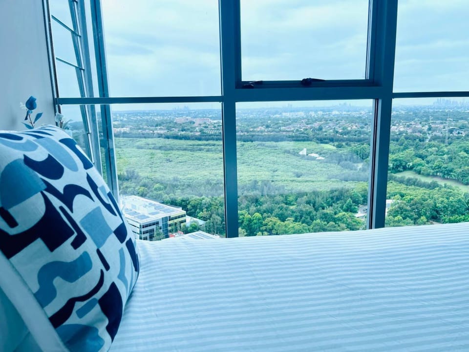 Panoramic City View 3bedroom condo Wi-Fi Parking Apartment in Sydney