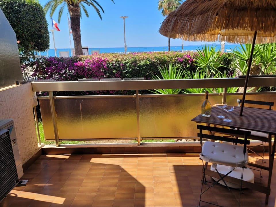 Patio, View (from property/room)