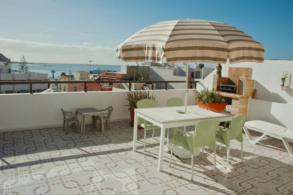Patio, Natural landscape, Balcony/Terrace, Dining area, Sea view