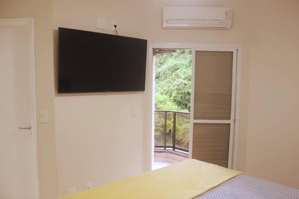 TV and multimedia, Bedroom, air conditioner
