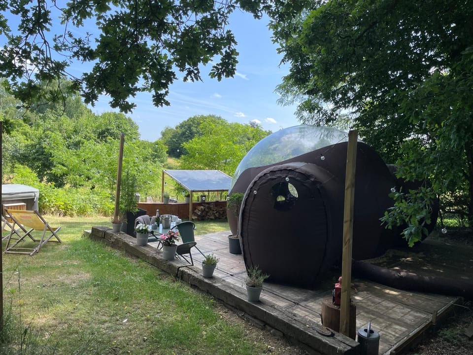 La bulle bien belge avec jacuzzi Luxury tent in Wallonia, Belgium