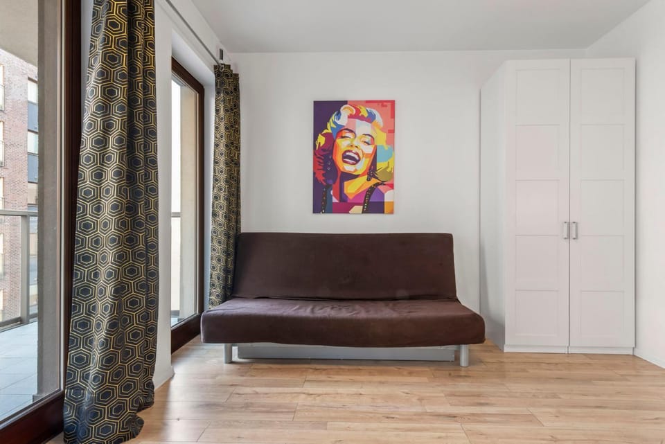 Lovely studio. Good location. Apartment in Warsaw