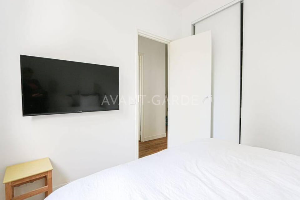 Appartement 50m2 avec terrasse idéalement situé Apartment in Paris