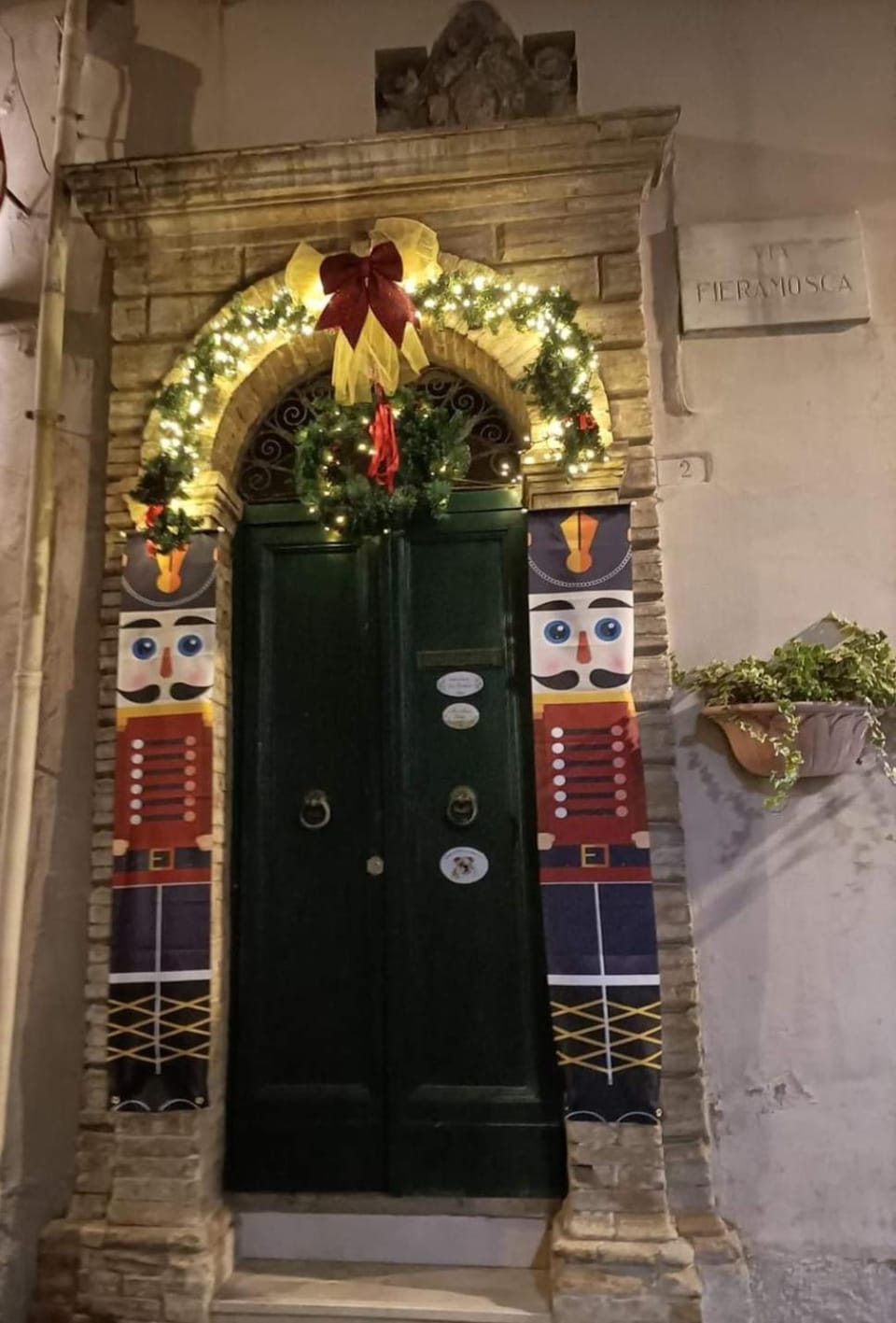Facade/entrance