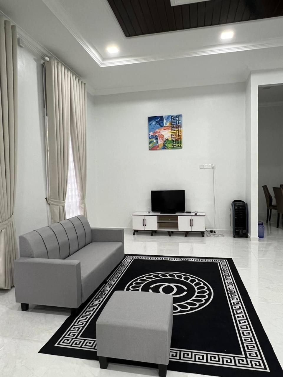 Communal lounge/ TV room