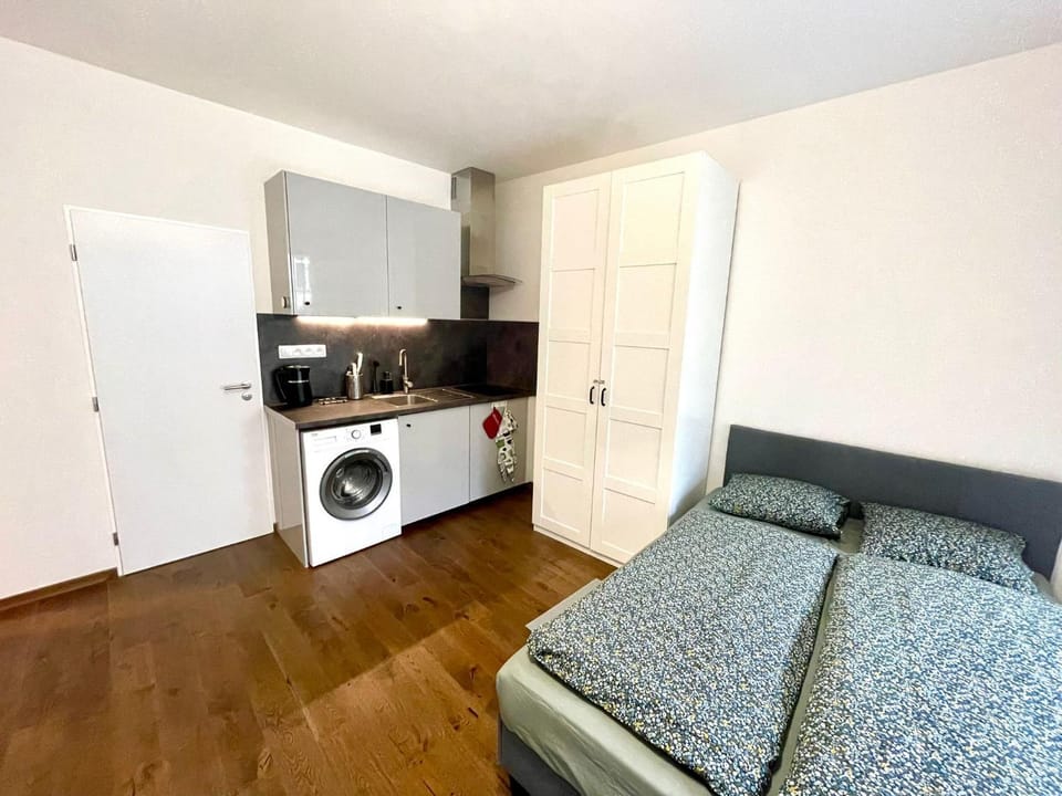 Kitchen or kitchenette, washing machine