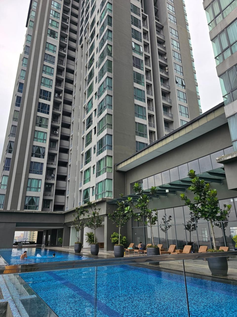 Pool view, Swimming pool, sunbed