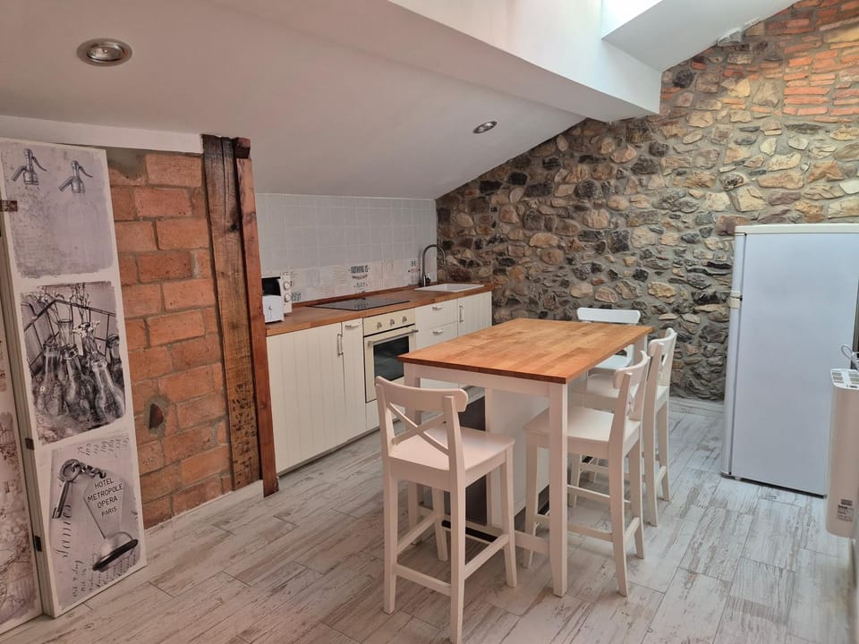 Alojamientos San Pelayo 10 Bed and Breakfast in Cangas de Onís