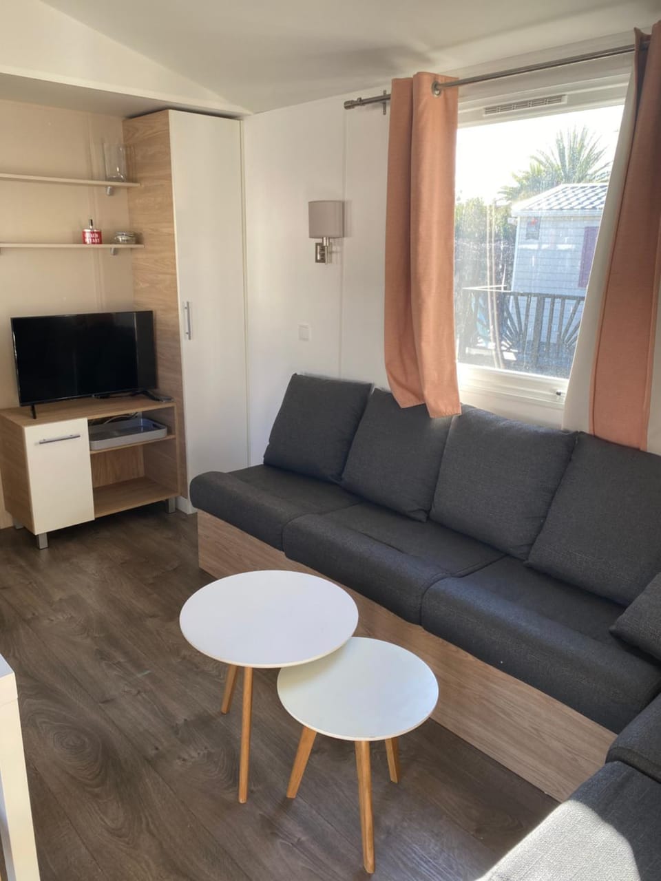 Communal lounge/ TV room, Internal: Not applicable to any particular room