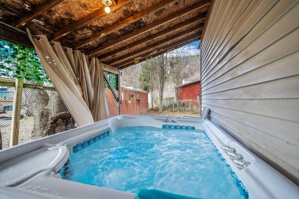Hot Tub