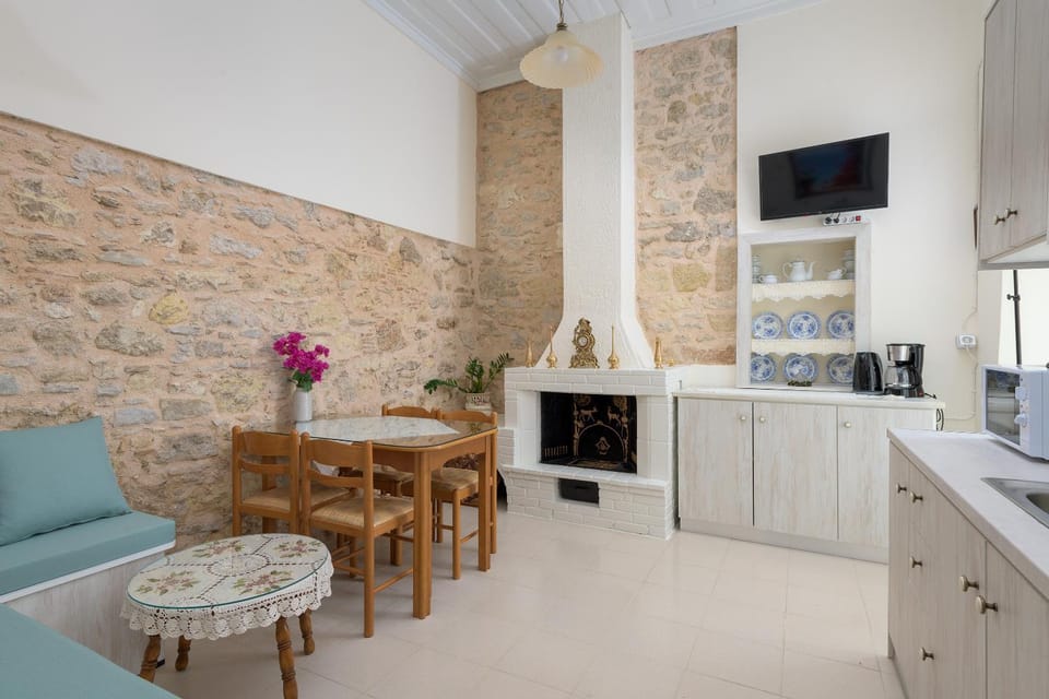 Seating area, Dining area