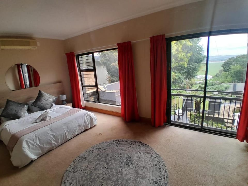 The Mansion Lodge Bed and Breakfast in Gauteng