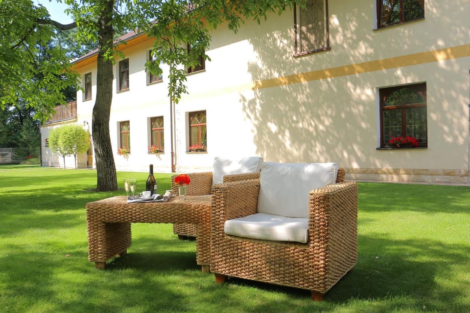 Property building, Garden