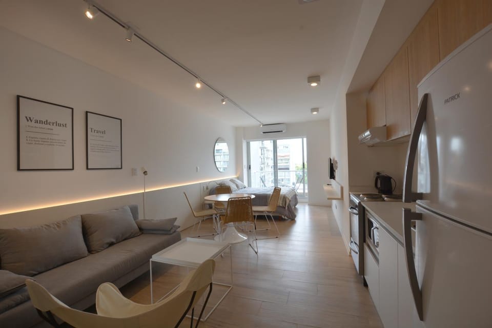TV and multimedia, Kitchen or kitchenette, Living room, Seating area
