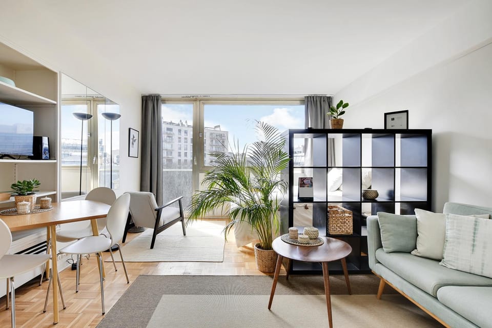 CHAMPS ELYSEES - ARC DE TRIOMPHE Apartment in Paris