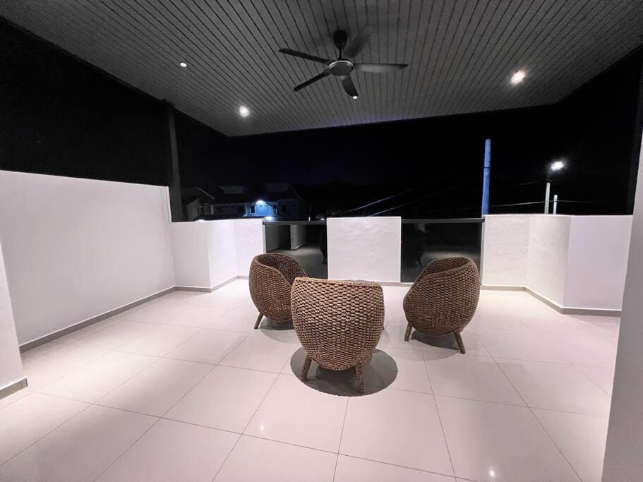 Balcony/Terrace, Seating area