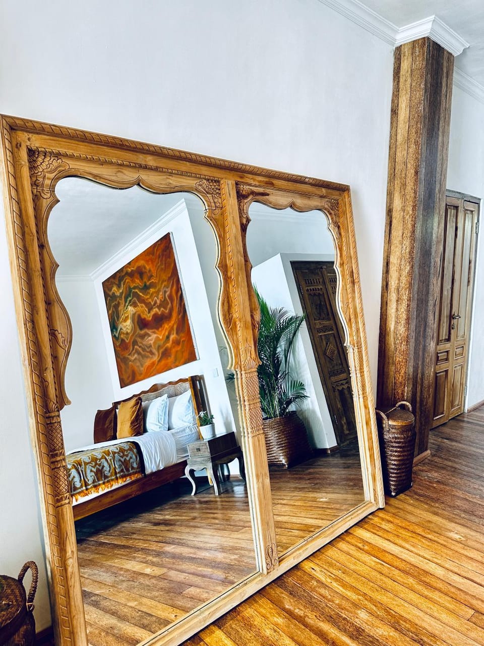 Bed, Living room, Photo of the whole room, Bedroom