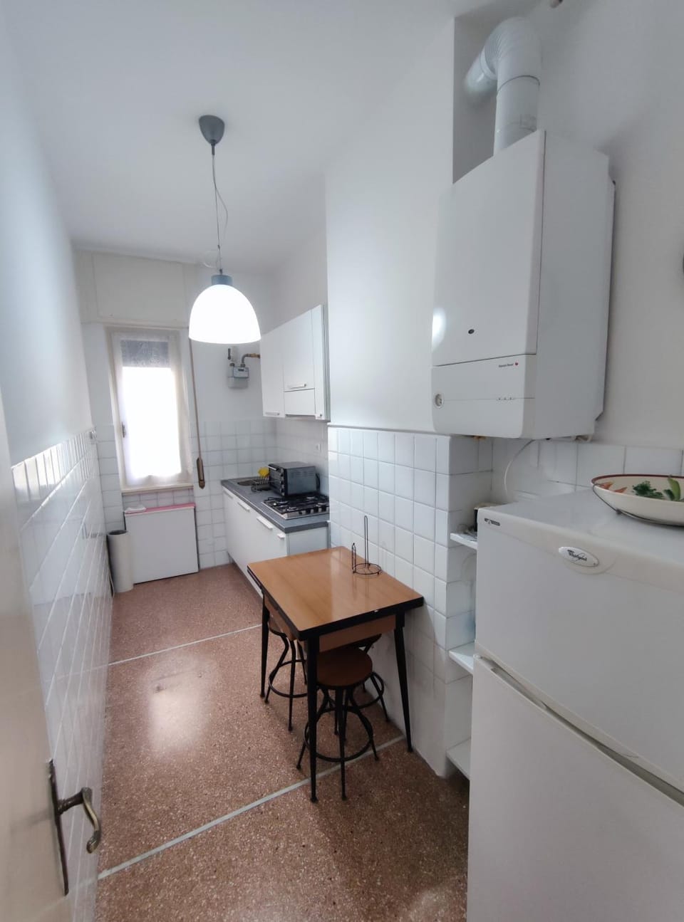 Dining area, pet friendly, stove