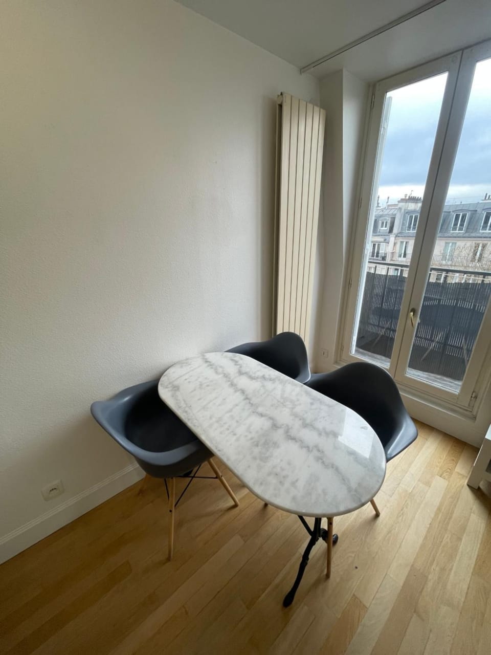 Paris 5e arr Place Saint Michel Apartment in Paris