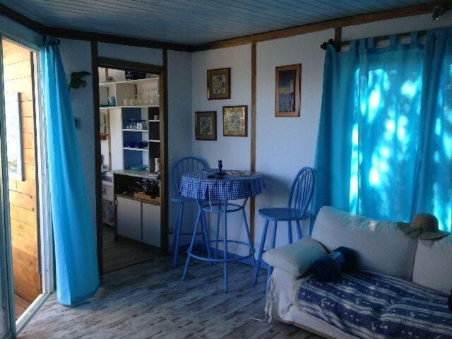 L'oiseau BLEU à CALVI Chalet in Calvi