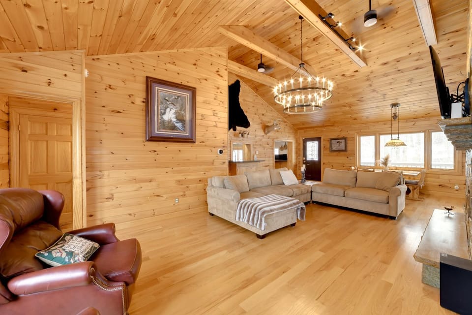 W Branch Del Cabin Fully Equipped: Private Island Cabin in Pennsylvania