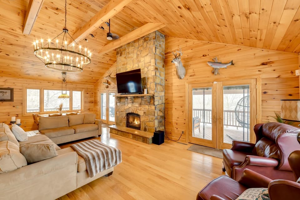 W Branch Del Cabin Fully Equipped: Private Island Cabin in Pennsylvania