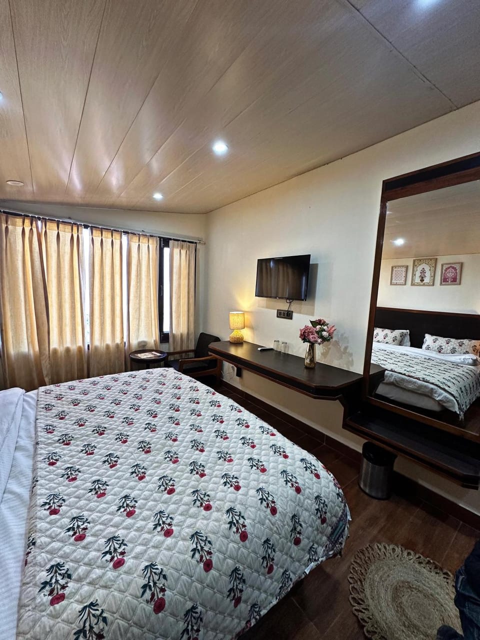 Himalayan Hideaway Bed and Breakfast in Shimla