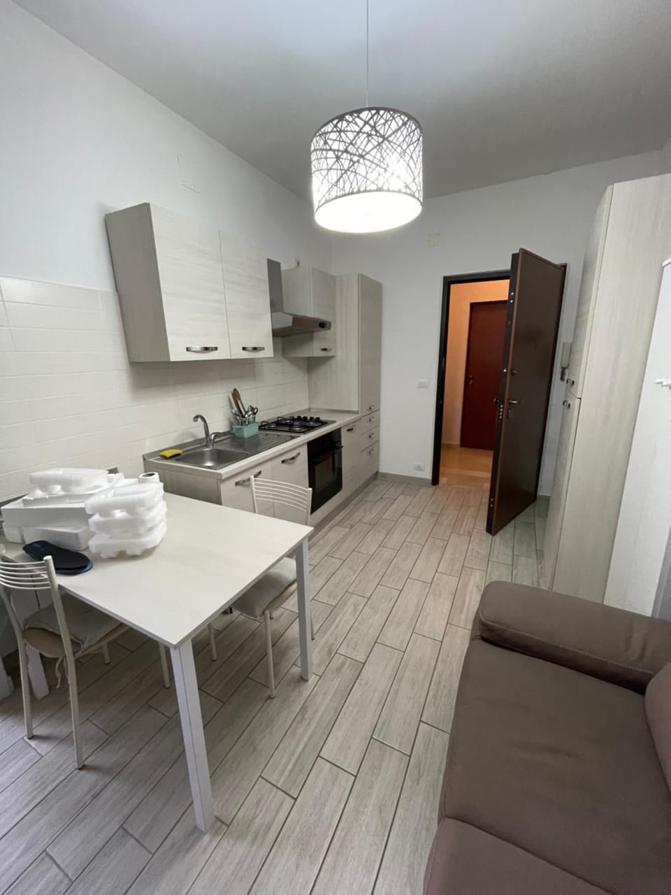 Kitchen or kitchenette, Living room, Dining area, stove