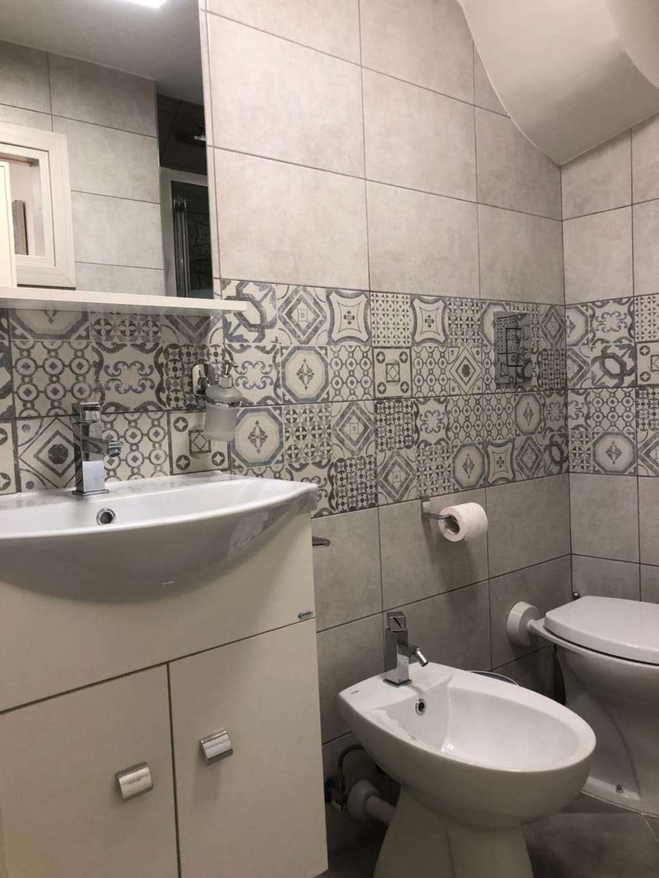 Shower, Toilet, Bathroom, bidet