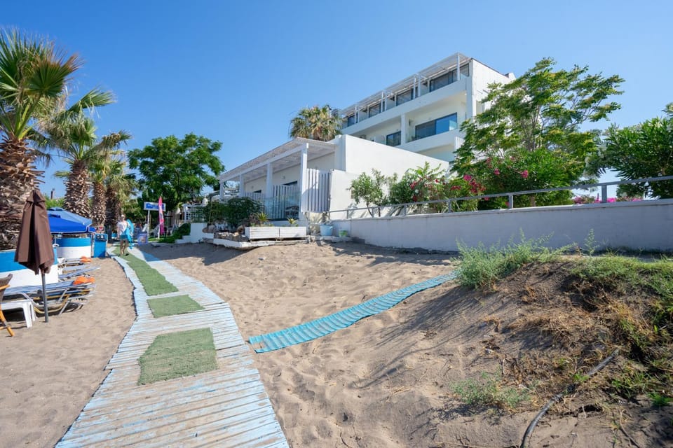 Property building, Beach, Sea view