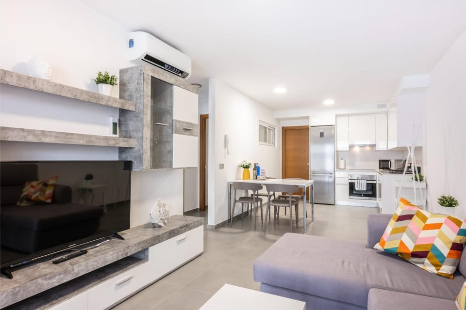 TV and multimedia, Living room, Dining area, kitchen, air conditioner