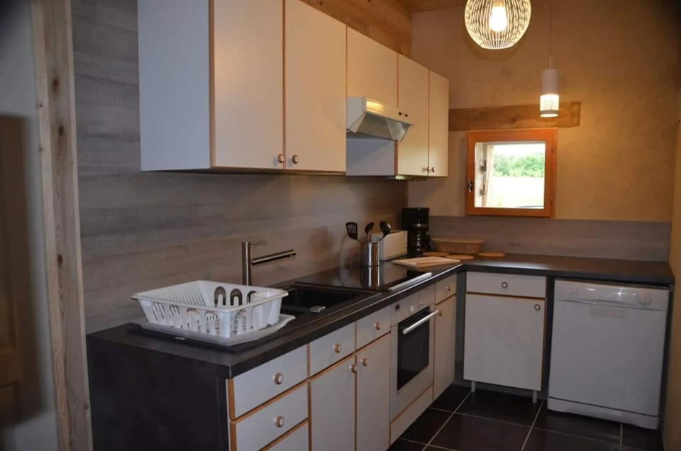 Manoir enchanteur près de Tendu avec court de tennis House in Centre-Val de Loire